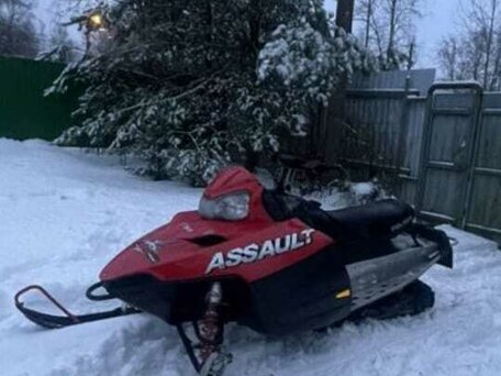 2009 Polaris 800 RMK, красный, 350000 рублей, вид 4