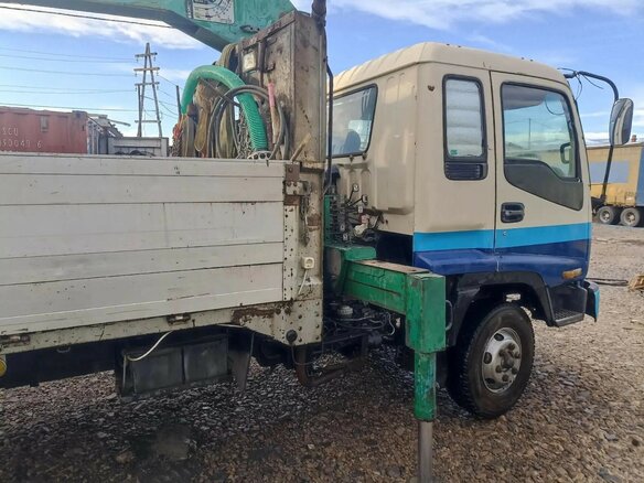 1994 Isuzu Forward (F-Series), жёлтый, 2750000 рублей - вид 4