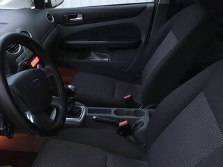 2011 Ford Focus II Рестайлинг, белый, 350000 рублей, вид 5
