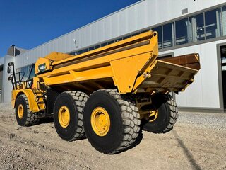 2013 Caterpillar 740, золотистый, 22000000 рублей, вид 5