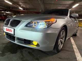 2006 BMW 5 серии 525i V (E60/E61), серебристый, 940000 рублей, вид 1