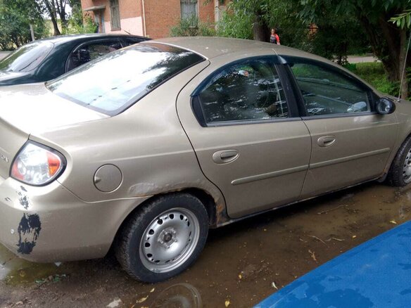 2003 Dodge Neon II, золотистый, 160000 рублей - вид 7