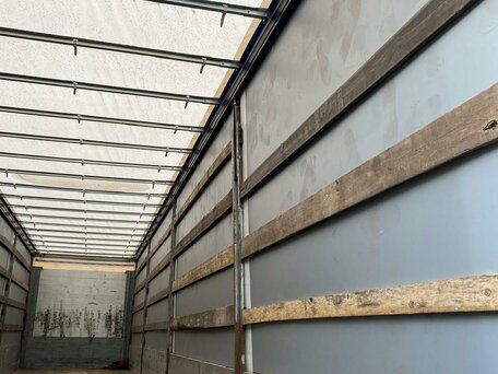 1998 DAF XF 95, красный, 3300000 рублей, вид 4
