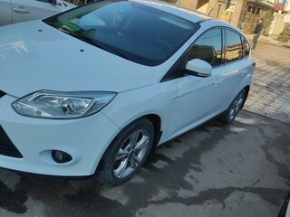 2012 Ford Focus III, белый, 800000 рублей, вид 1