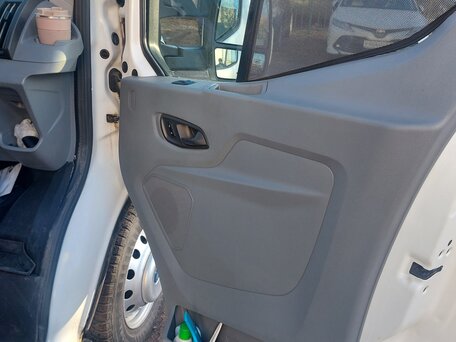 2017 Ford Transit, белый, 2400000 рублей, вид 4