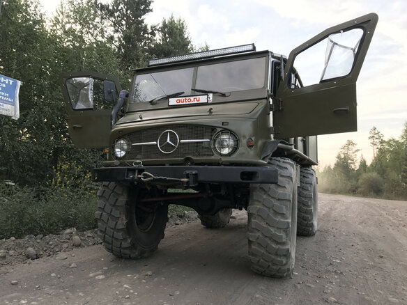 1956 Mercedes-Benz Unimog, зелёный - вид 8