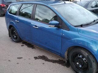 2011 Ford Focus II Рестайлинг, синий, 430000 рублей, вид 2