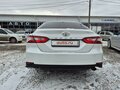 2018 Toyota Camry VIII (XV70), белый, 2450000 рублей - вид 3