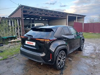 2021 Toyota Yaris Cross I, чёрный, 2150000 рублей, вид 4