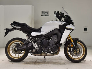 2025 Yamaha MT-09 Tracer (FJ-09), белый, 1900000 рублей, вид 2
