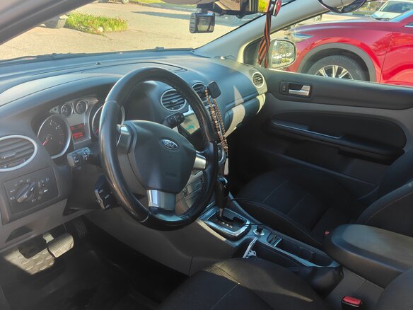 2009 Ford Focus II Рестайлинг, серебристый, 550000 рублей - вид 6