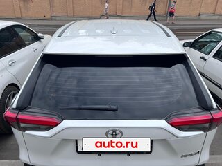 2022 Toyota RAV4 V (XA50), белый, 4100000 рублей, вид 3