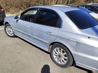 2011 Hyundai Sonata ТагАЗ IV (EF) Рестайлинг, серебристый, 1000000 рублей, вид 1