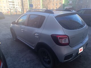2017 Renault Sandero Stepway II, серый, 860000 рублей, вид 1