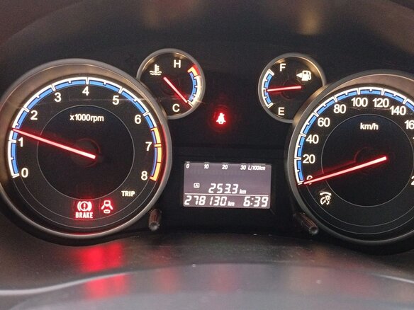 2011 Suzuki SX4 I (Classic) Рестайлинг, серебристый, 600000 рублей - вид 6
