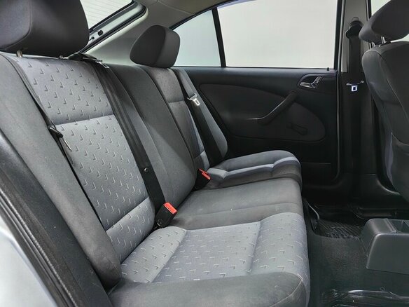 2008 Skoda Octavia II (A5), серебристый - вид 8