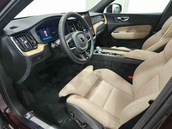 2025 Volvo XC60 II Рестайлинг 2, красный, 6290000 рублей - вид 7