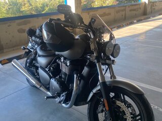 2013 Triumph Thunderbird Storm, серебристый, 1300000 рублей, вид 4