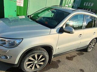 2011 Volkswagen Tiguan I, серебристый, 1290000 рублей, вид 1