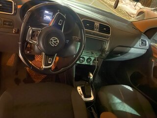 2019 Volkswagen Polo V Рестайлинг, серебристый, 1400000 рублей, вид 5