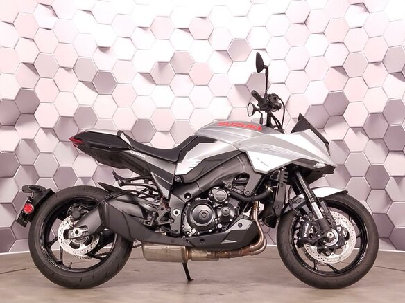 2020 Suzuki GSX-S 1000S Katana, серебристый, 1177000 рублей - вид 2