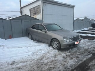 2004 Mercedes-Benz E-Класс 200 III (W211, S211), серебристый, 550000 рублей, вид 3