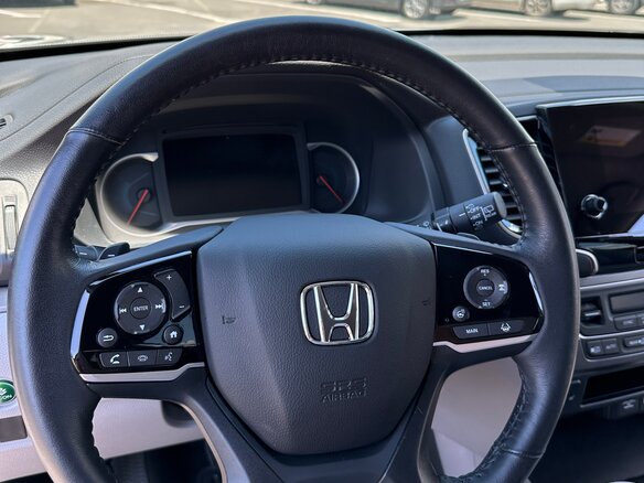 2022 Honda Pilot 9AT III Рестайлинг, серебристый, 3250000 рублей - вид 12