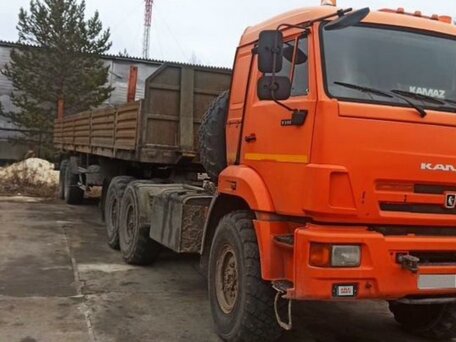 2017 КамАЗ 53605, оранжевый, 5000000 рублей, вид 4