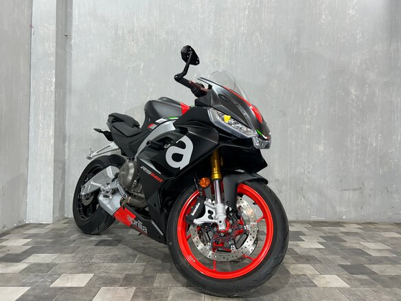 2021 Aprilia RS 660, чёрный, 985000 рублей - вид 7