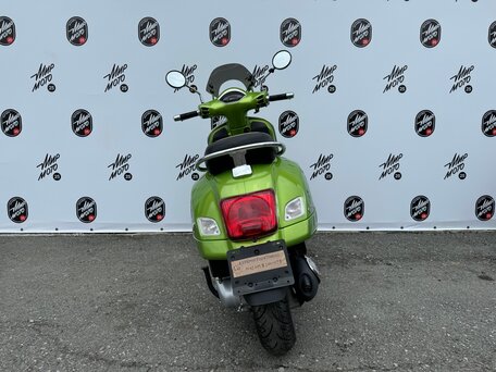 2019 Vespa GTS 150, зелёный, 390000 рублей, вид 4
