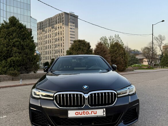 2022 BMW 5 серии 530i VII (G30/G31/G38) Рестайлинг, серый, 7299000 рублей - вид 2