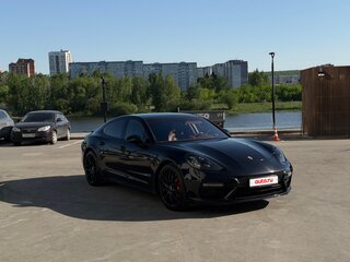 2017 Porsche Panamera Turbo II, чёрный, 6900000 рублей, вид 1