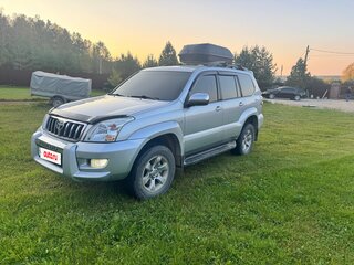 2007 Toyota Land Cruiser Prado 120 Series Рестайлинг, серебристый, 1900000 рублей, вид 1