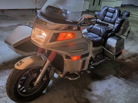 1988 Kawasaki ZG1200 Voyager, коричневый, 450000 рублей, вид 4