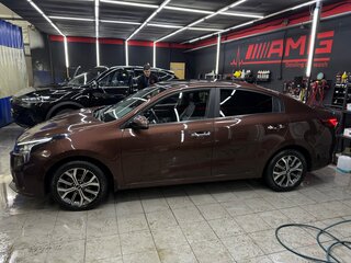 2021 Kia Rio IV Рестайлинг, коричневый, 1900000 рублей, вид 1