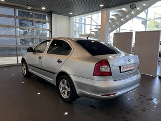 2011 Skoda Octavia II (A5) Рестайлинг, серебристый, 630000 рублей, вид 5