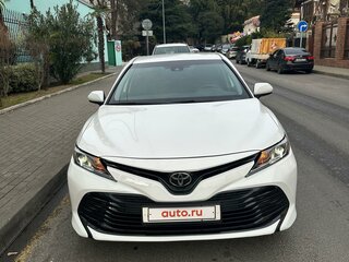 2018 Toyota Camry US Market VIII (XV70), белый, 2250000 рублей, вид 3