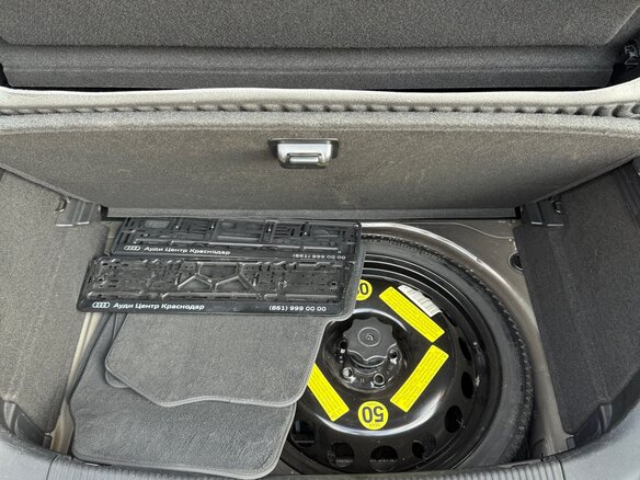 2011 Audi A1 I (8X), коричневый - вид 24
