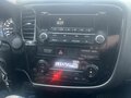 2017 Mitsubishi Outlander III Рестайлинг 2, белый, 2400000 рублей - вид 6