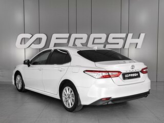 2021 Toyota Camry VIII (XV70) Рестайлинг, белый, 2999000 рублей, вид 2