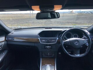 2011 Mercedes-Benz E-Класс 250 7G-Tronic IV (W212, S212, C207), чёрный, 1950000 рублей, вид 3