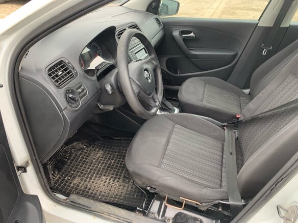 2019 Volkswagen Polo V Рестайлинг, белый, 734400 рублей - вид 6