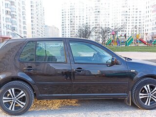 2003 Volkswagen Golf IV, чёрный, 470000 рублей, вид 3