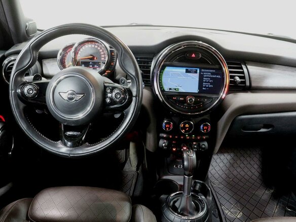 2014 Mini Hatch Cooper S III (F55/F56), жёлтый - вид 5