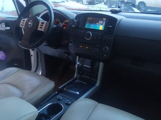 2013 Nissan Pathfinder III Рестайлинг, белый, 1780000 рублей, вид 3