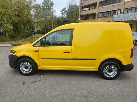 2017 Volkswagen Caddy, жёлтый, 1650000 рублей, вид 4