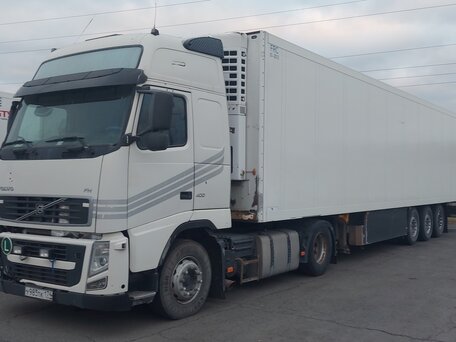 2011 Volvo FH, белый, 4000000 рублей, вид 2