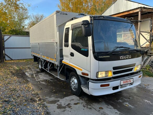 2001 Isuzu Forward (F-Series), белый, 3500000 рублей