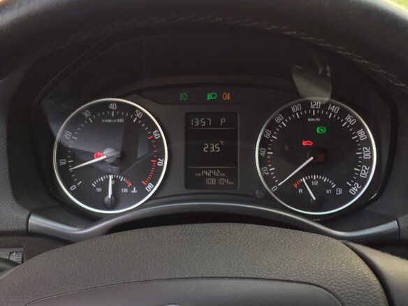 2012 Skoda Octavia II (A5) Рестайлинг, белый - вид 8