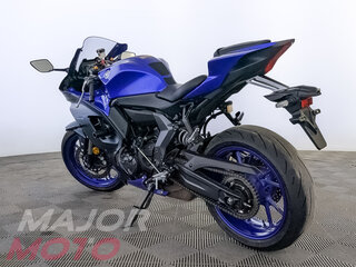 2023 Yamaha YZF-R7, синий, 970000 рублей, вид 3